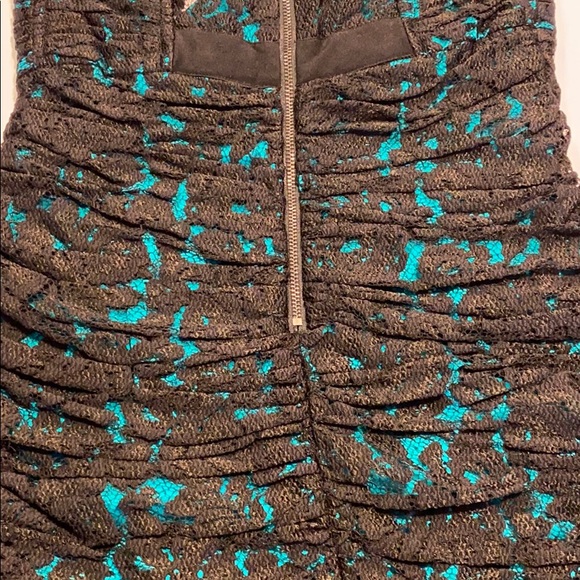 Alice + Olivia  bodycon lace dress prom - Picture 8 of 16